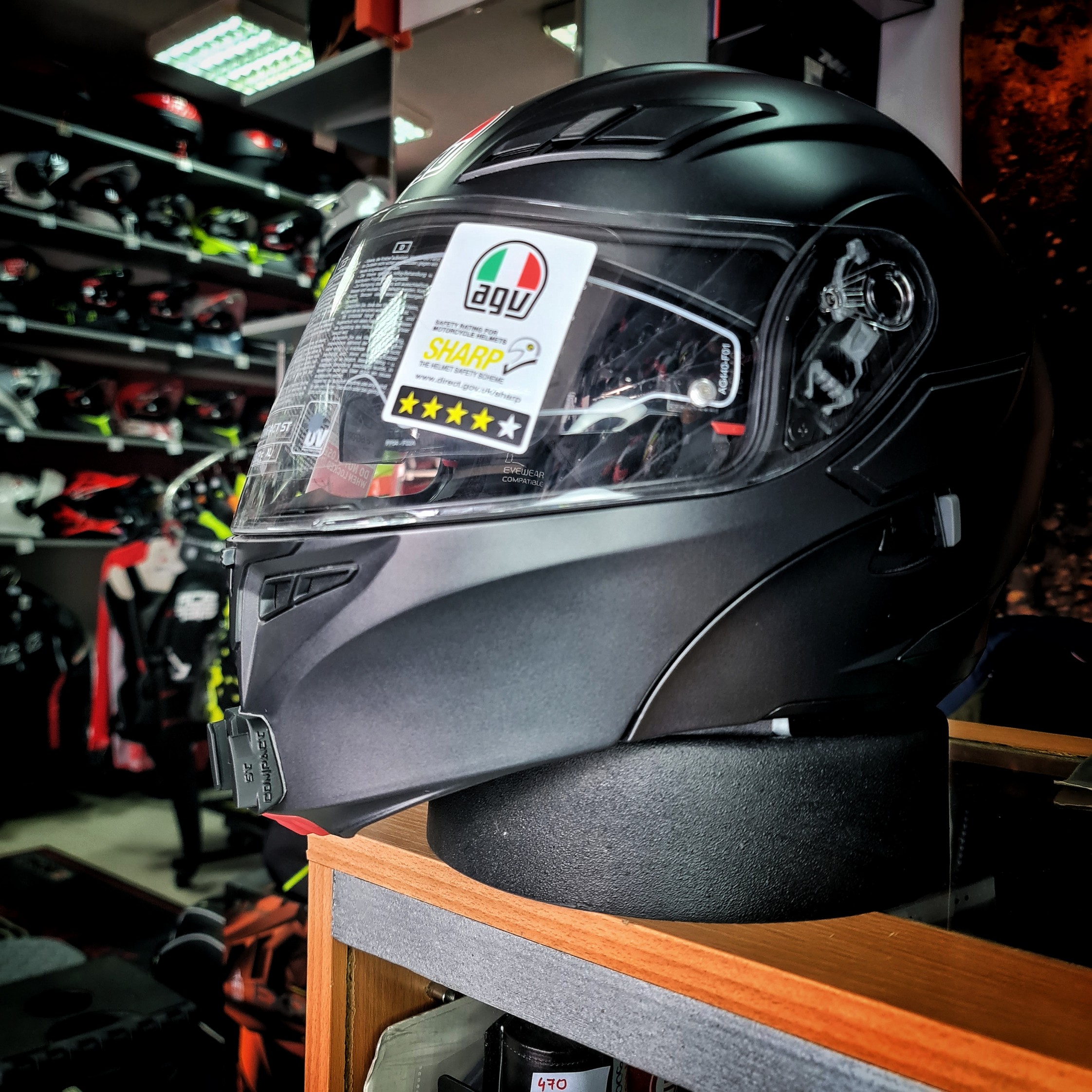 AGV COMPACT ST
GoPro chin mount