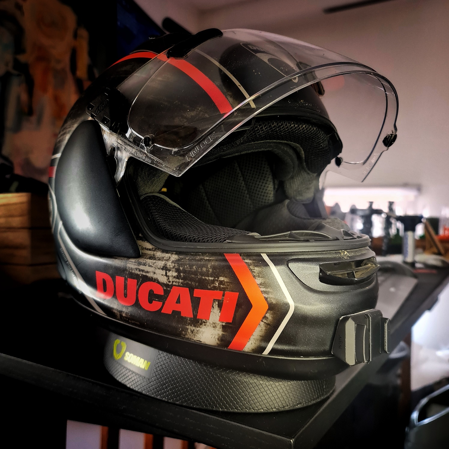ARAI QUANTUM ST
GoPro chin mount