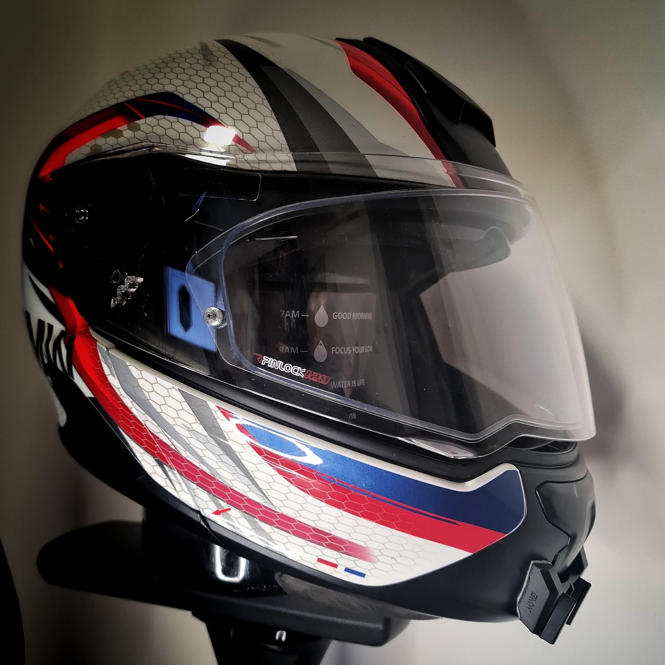 BMW SYSTEM7
GoPro chin mount