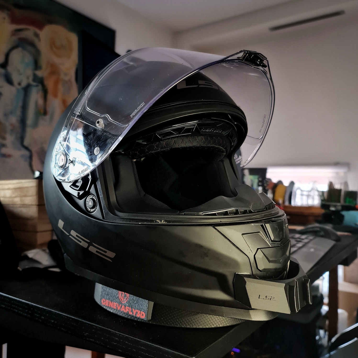 LS2 VECTOR II
GoPro chin mount