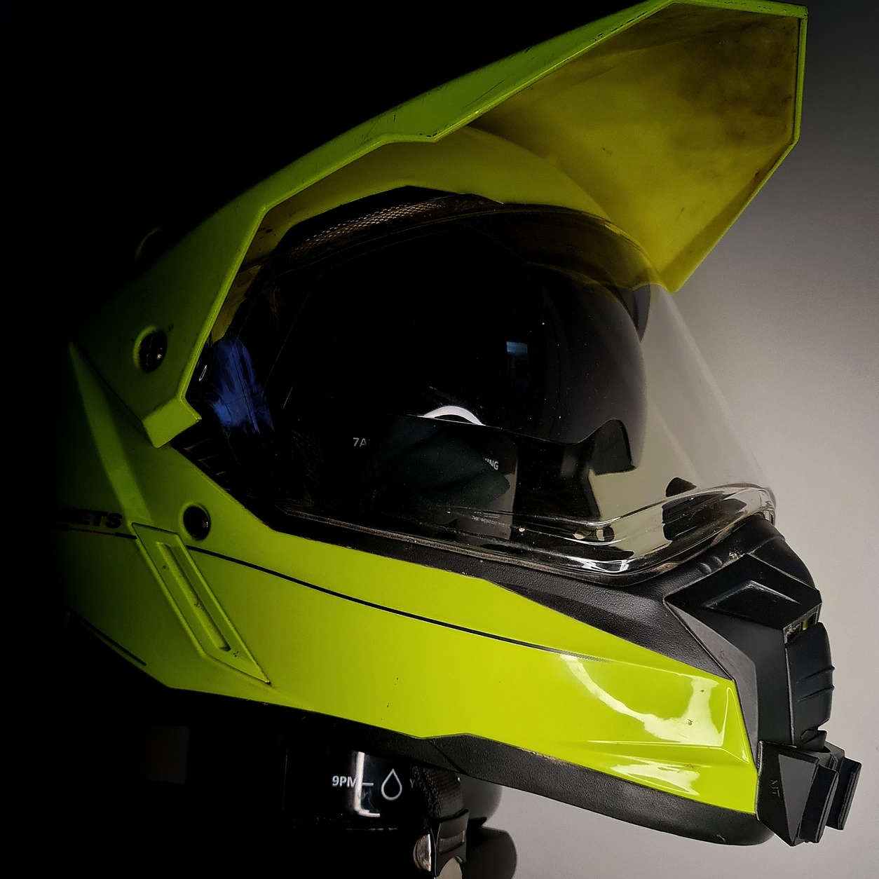 MT SYNCHRONY DS SV
GoPro chin mount