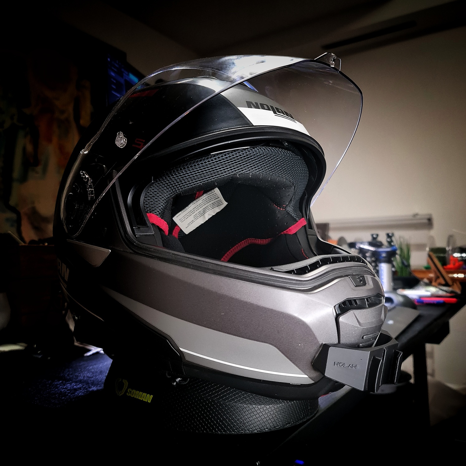 NOLAN N100-5
GoPro chin mount