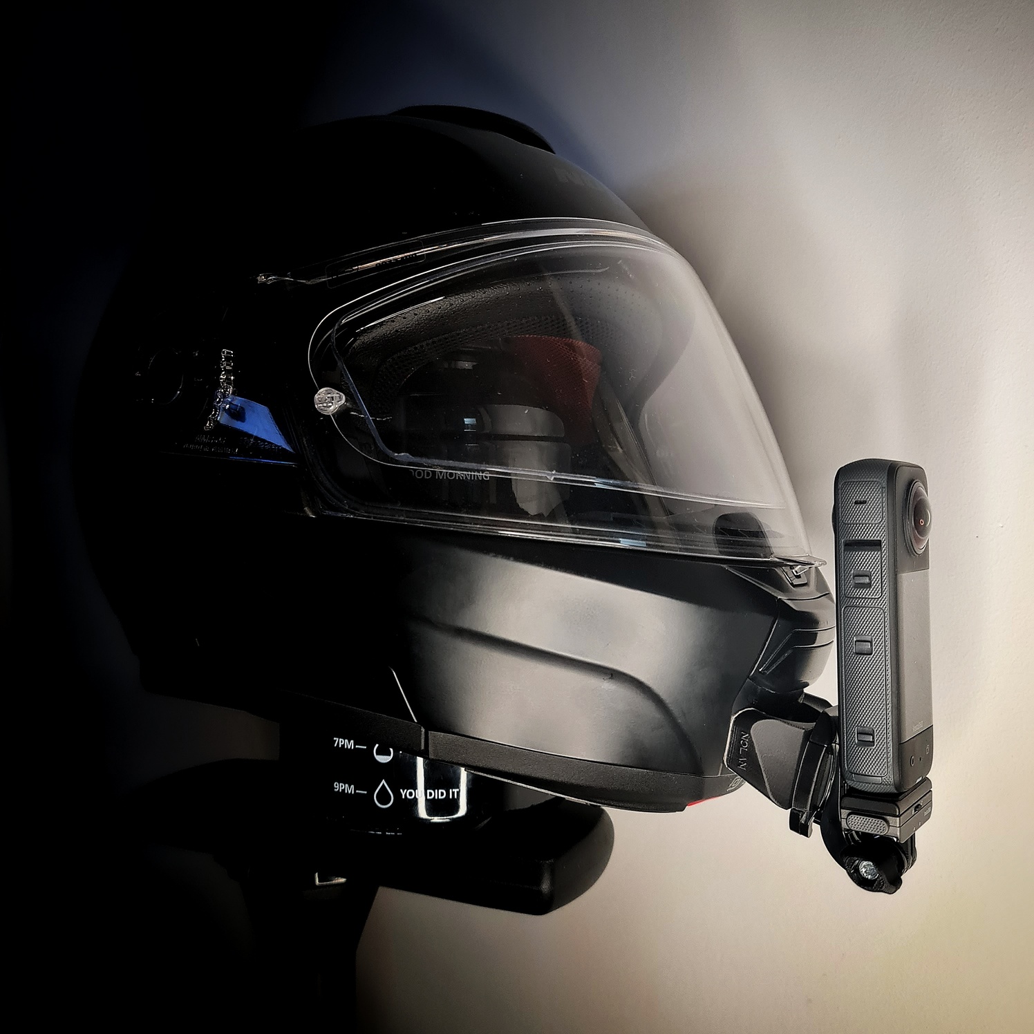 NOLAN N100-6
GoPro chin mount