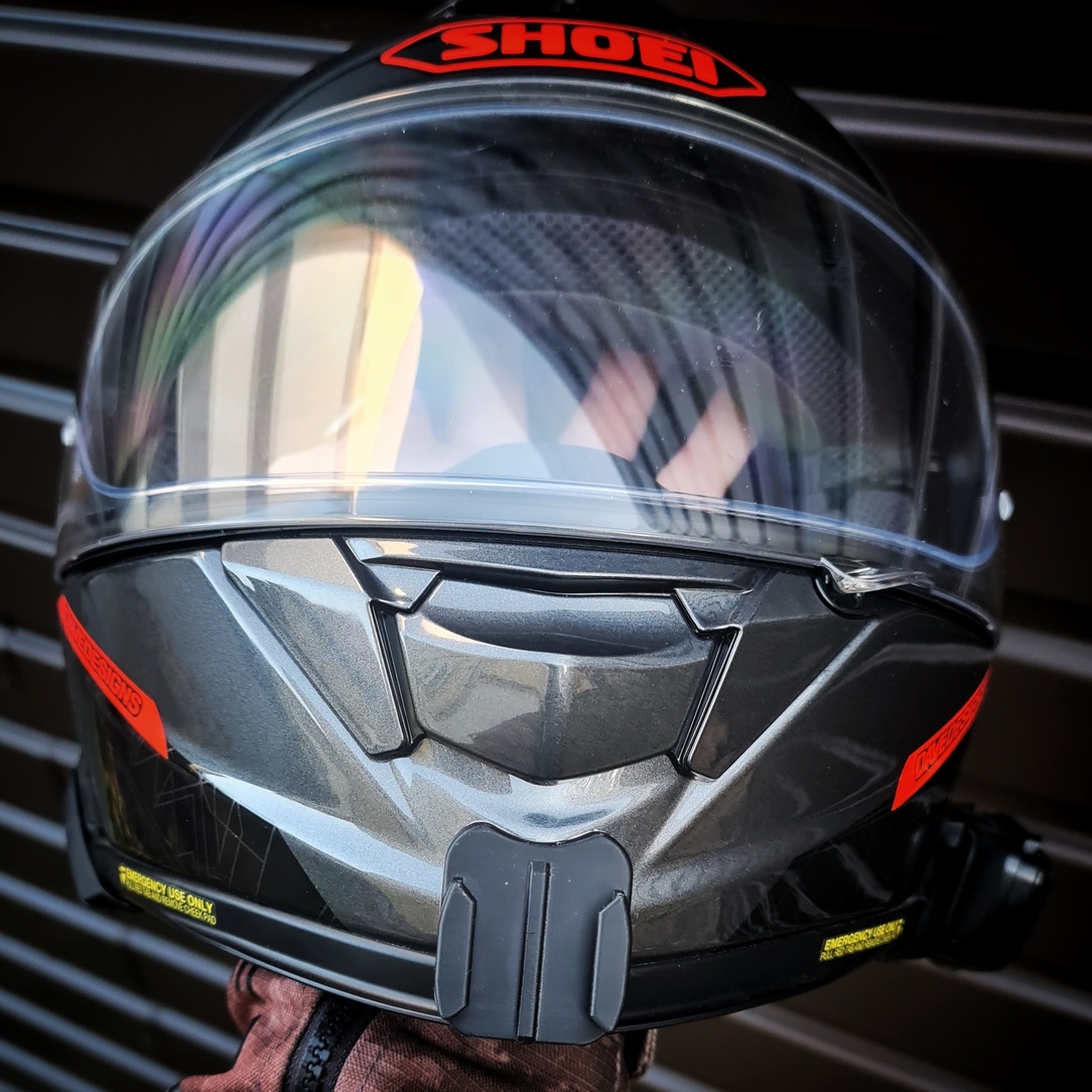 SHOEI GT AIR 2
GoPro chin mount
