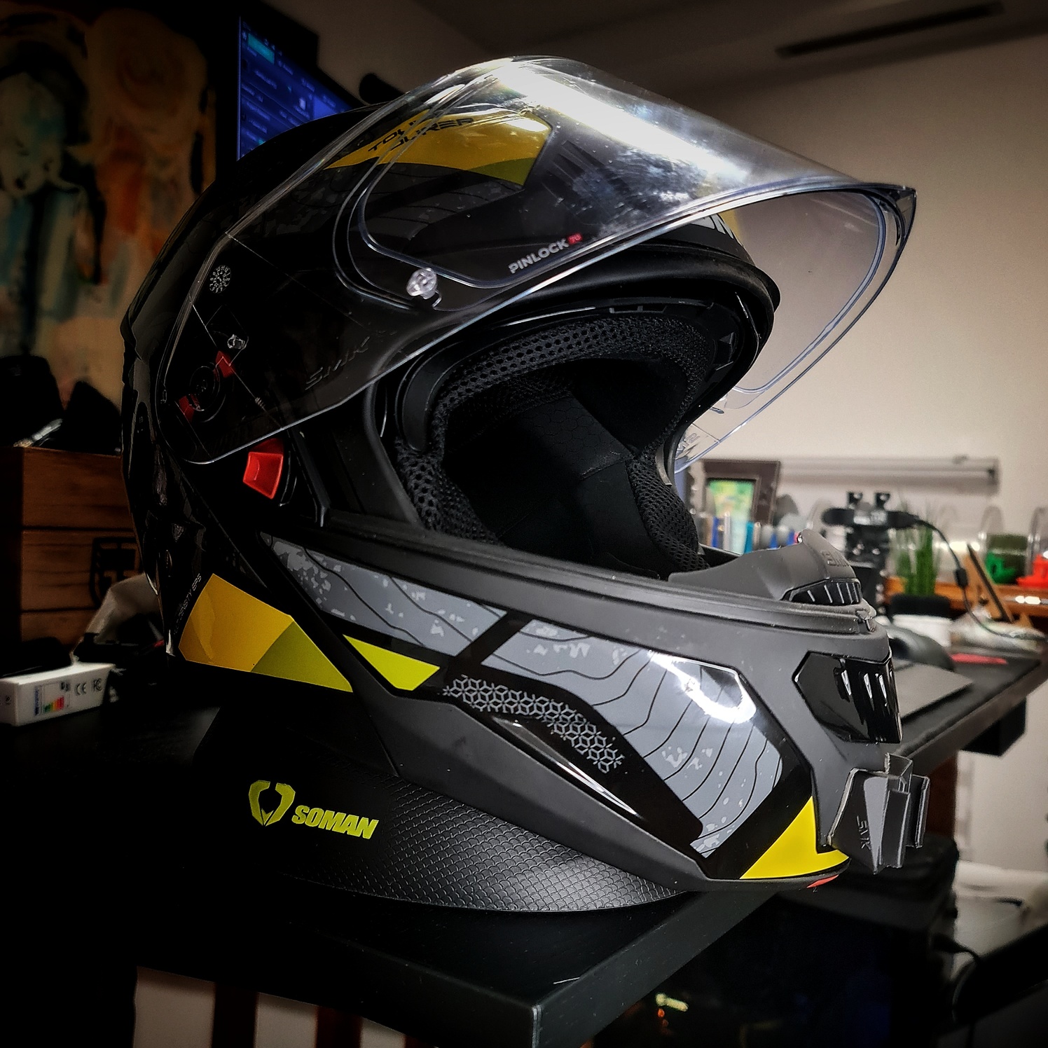 SMK TOURER
GoPro chin mount