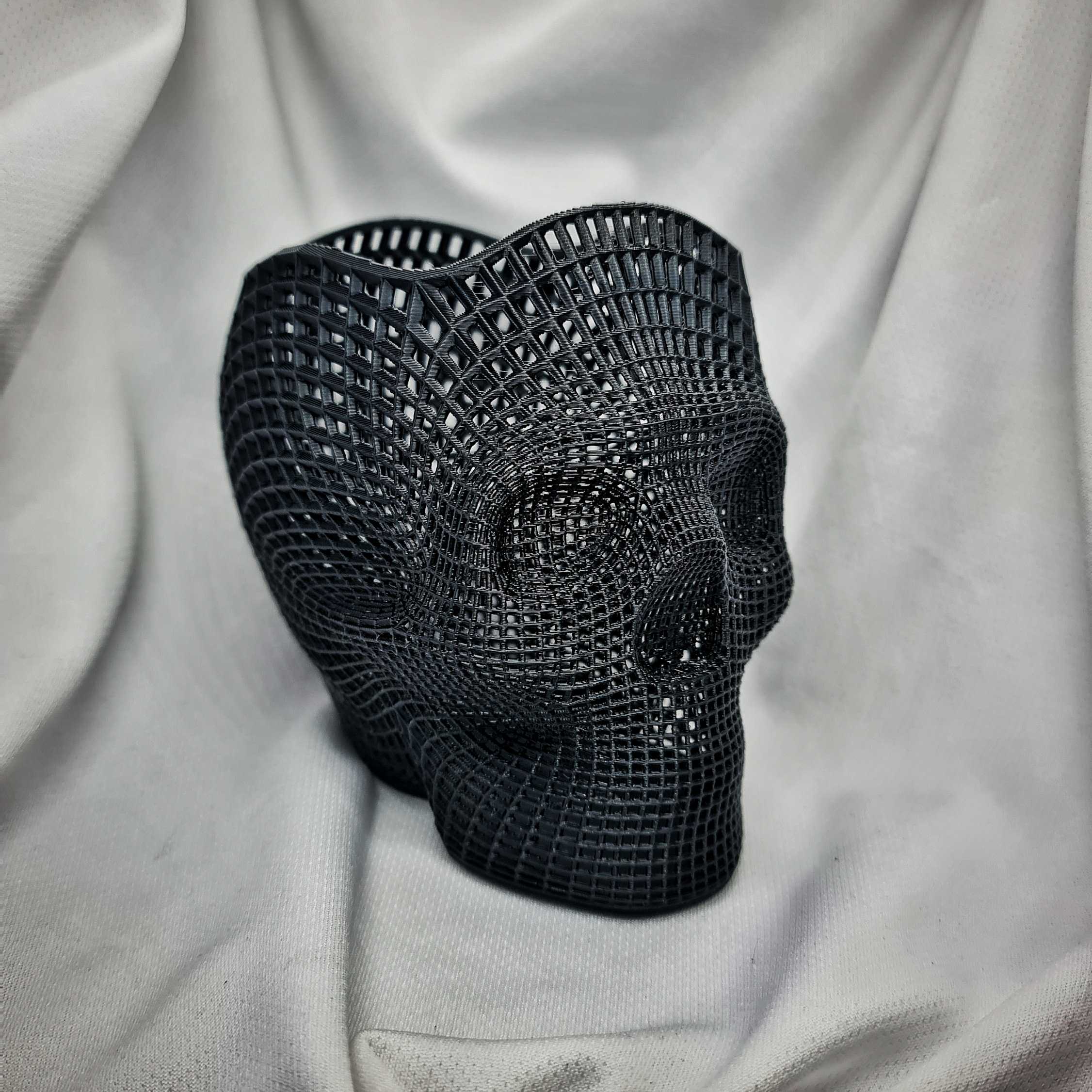 Skull činija