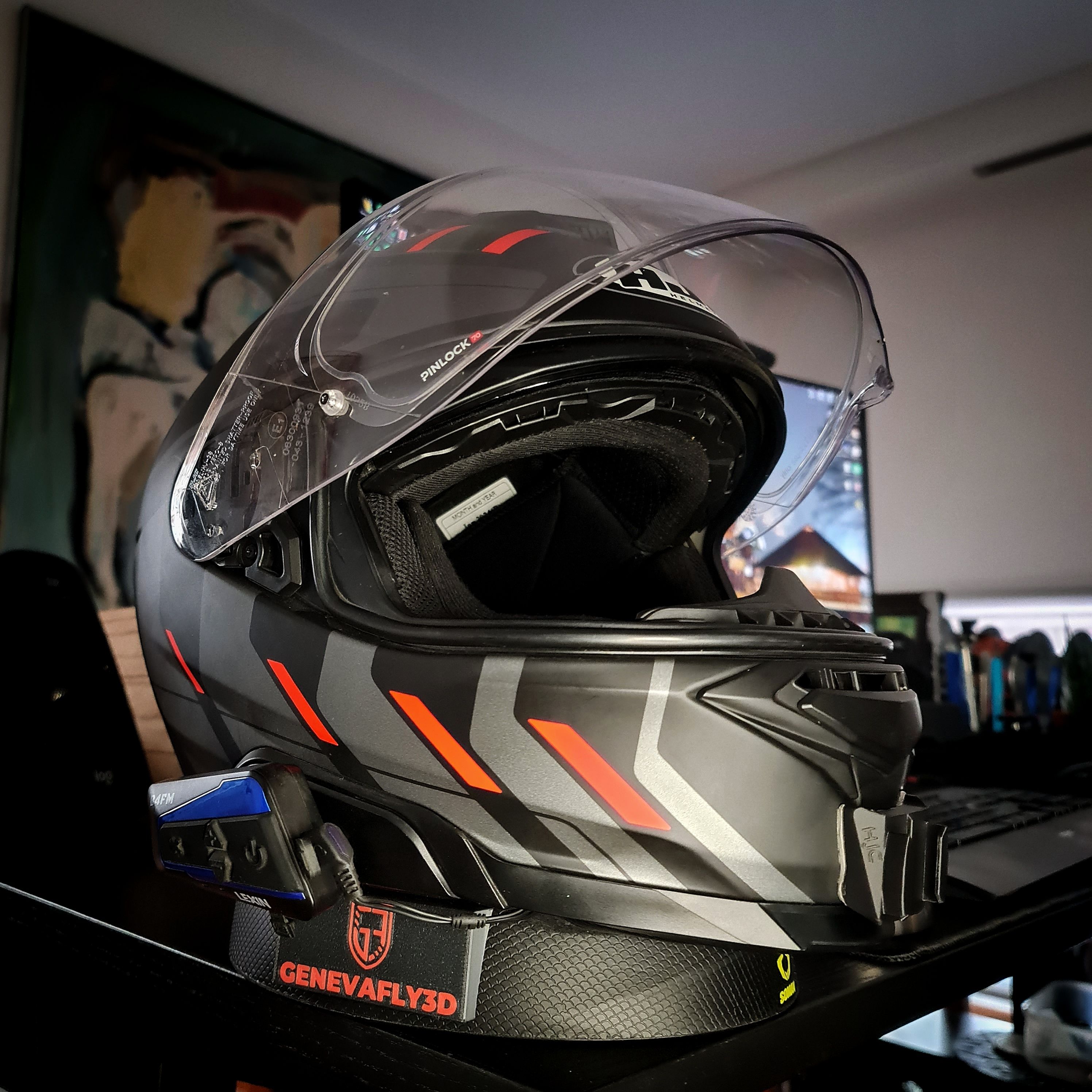 HJC i71
GoPro chin mount