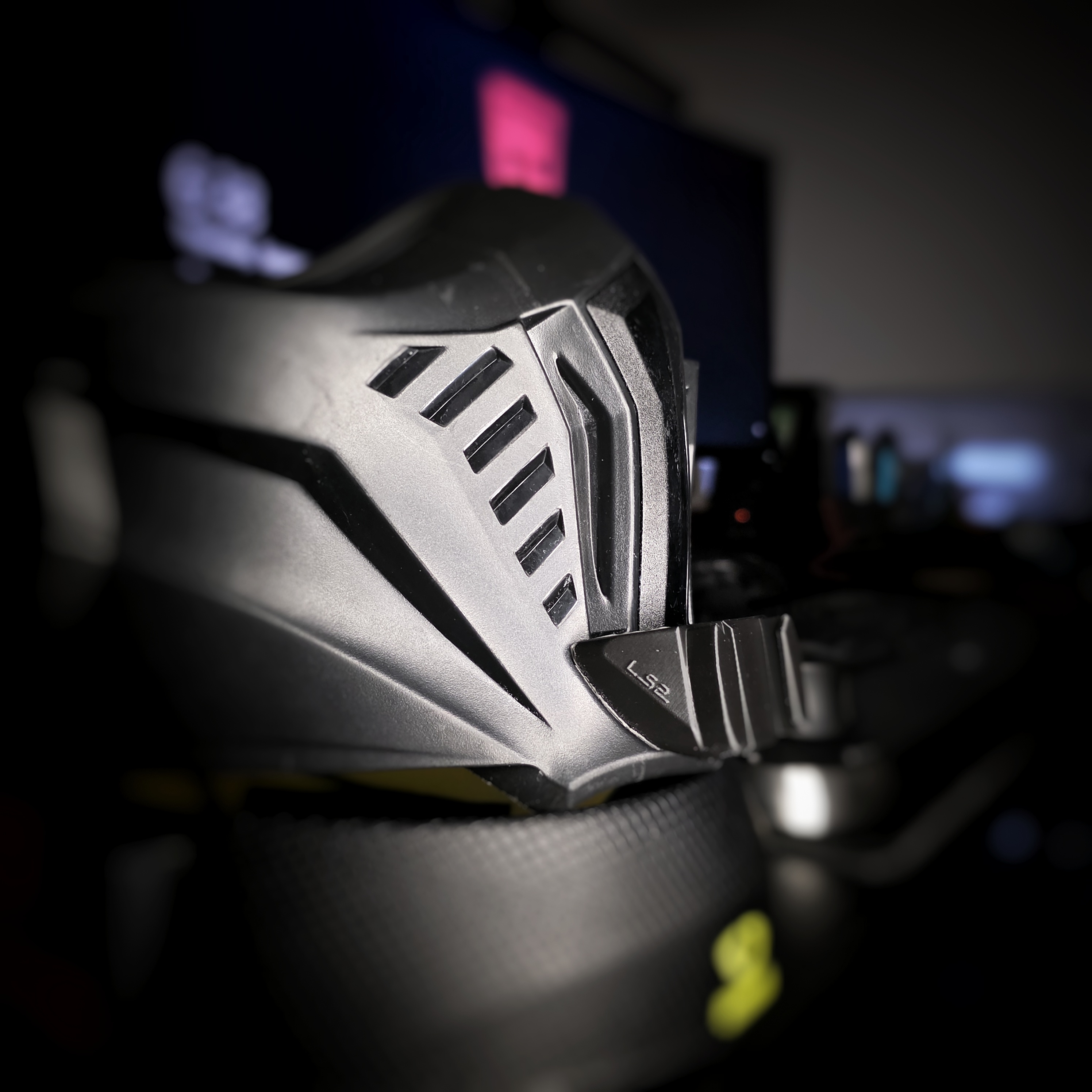 LS2 DRIFTER
GoPro chin mount