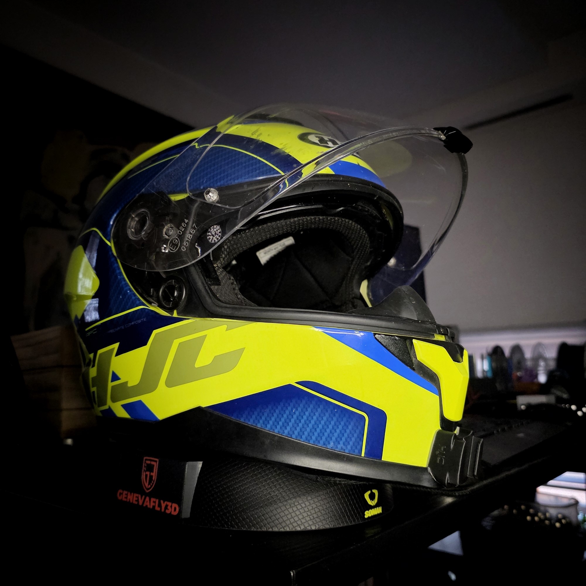 HJC C70
GoPro chin mount