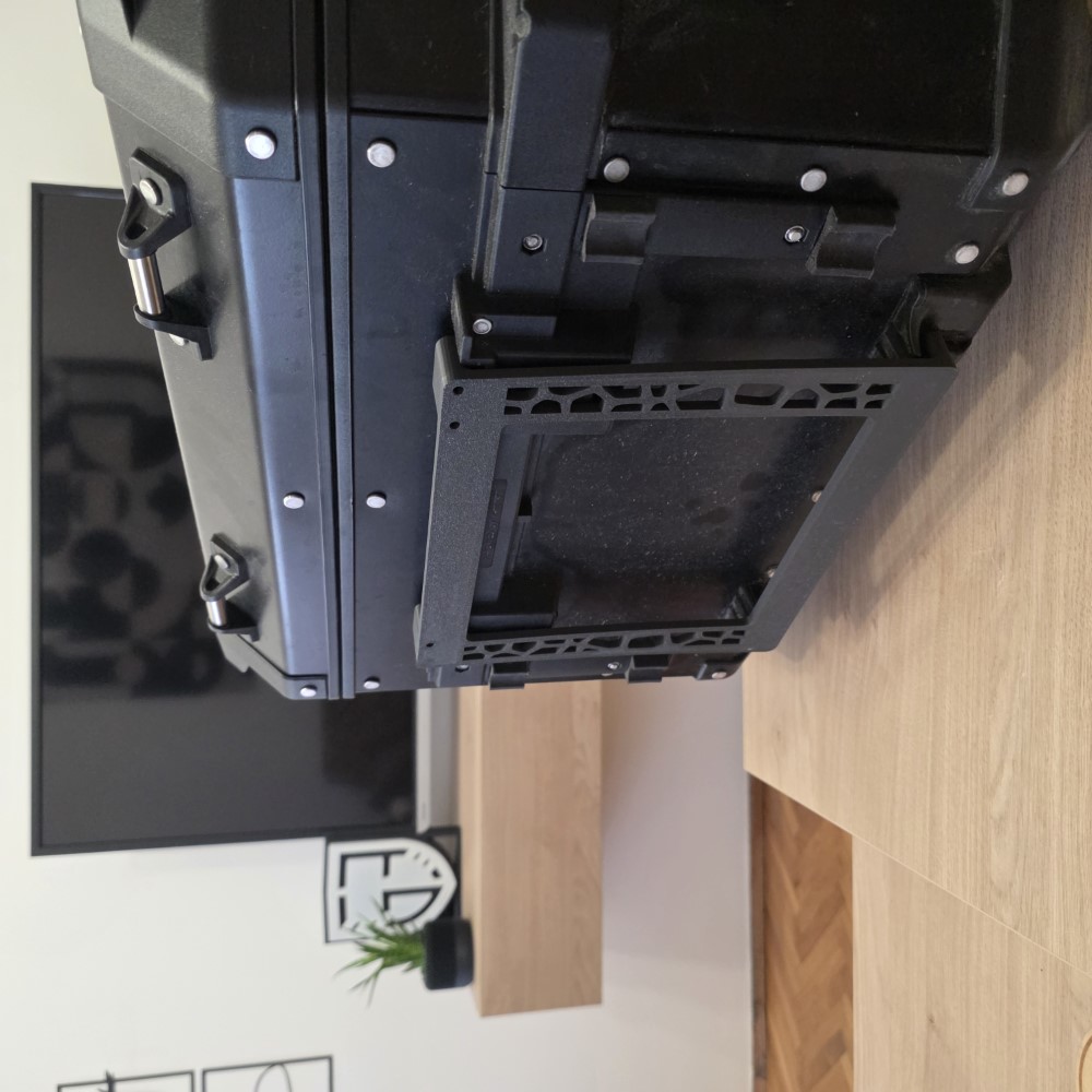 GIVI TREKKER OUTBACK
zidni nosači bočnih kofera