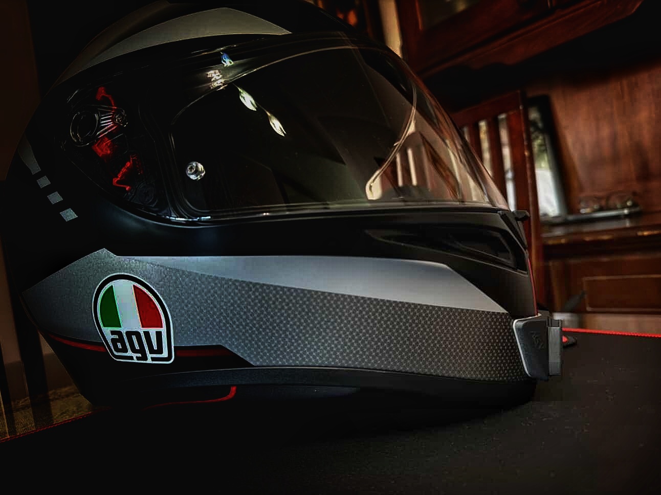 AGV K1
GoPro chin mount