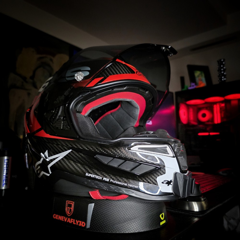 ALPINESTARS SUPERTECH R10
GoPro chin mount